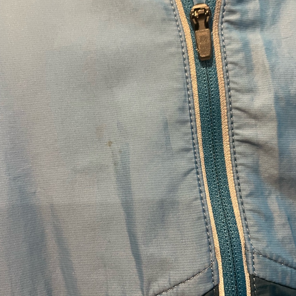 Underarmor Run Jacket - image 2